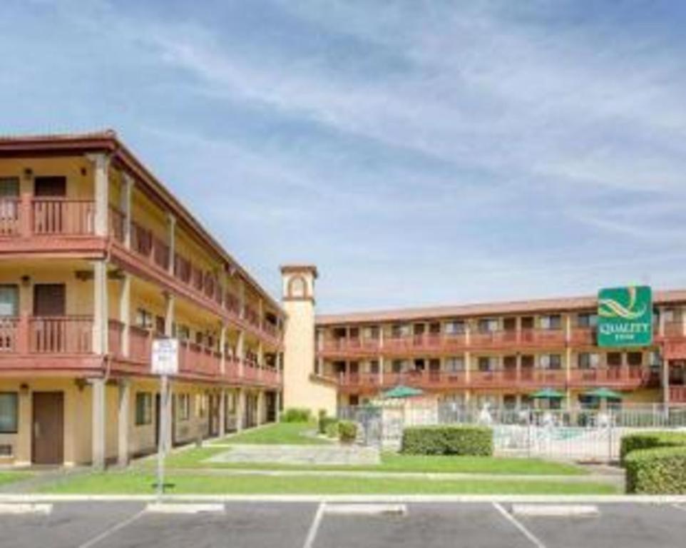 Quality Inn San Bernardino Exterior photo