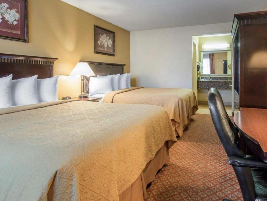 Quality Inn San Bernardino Exterior photo