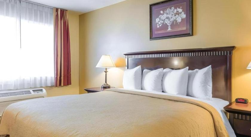 Quality Inn San Bernardino Exterior photo