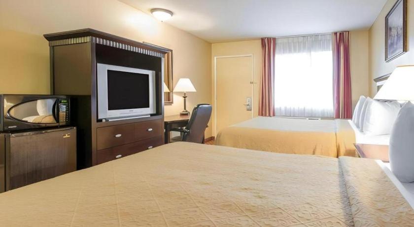 Quality Inn San Bernardino Exterior photo